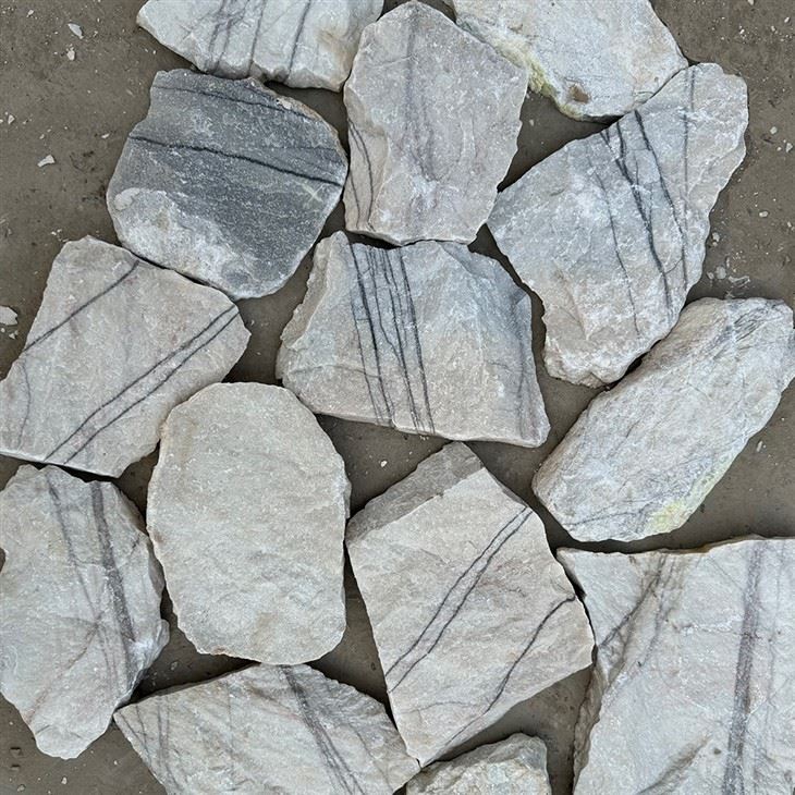 Natural Limestone Cladding Mosaic Grey Color With Black Veins JRSR-067